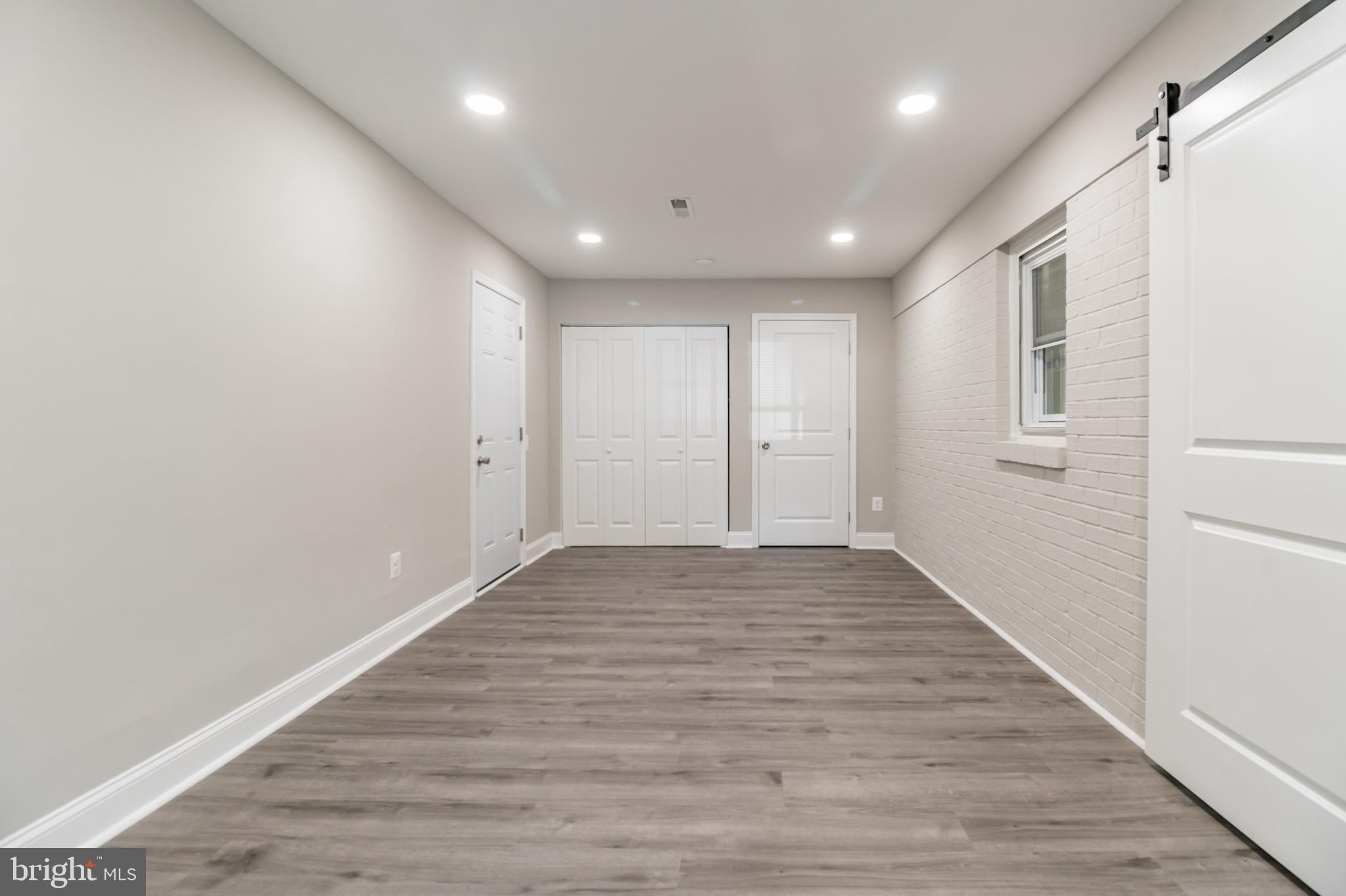 DALE CITY - Residential Lease