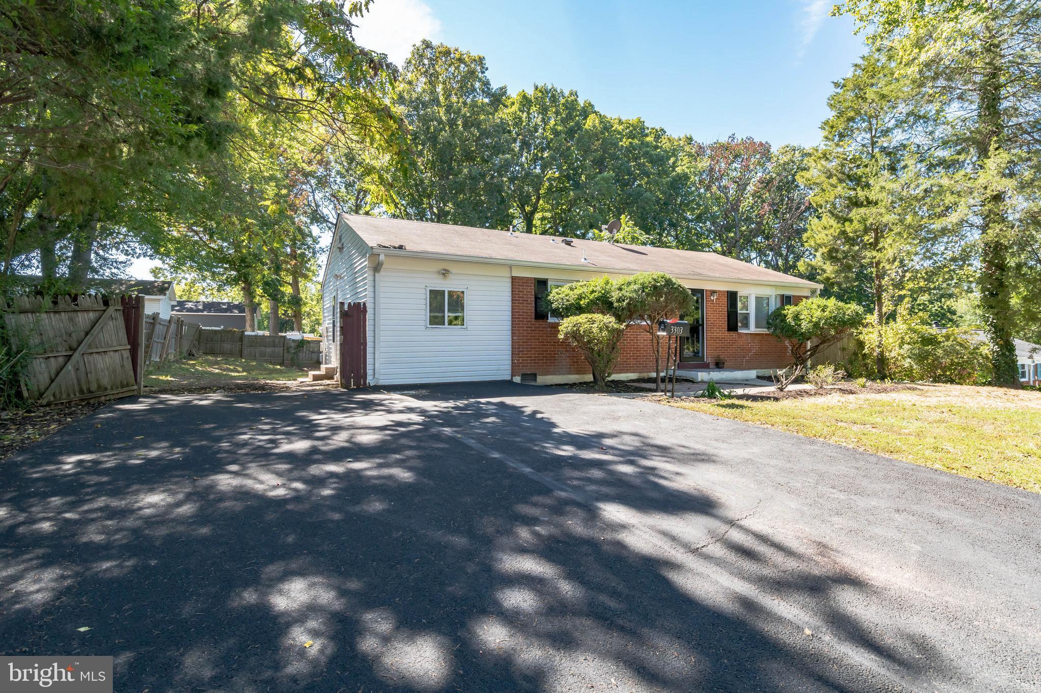 DALE CITY - Residential Lease