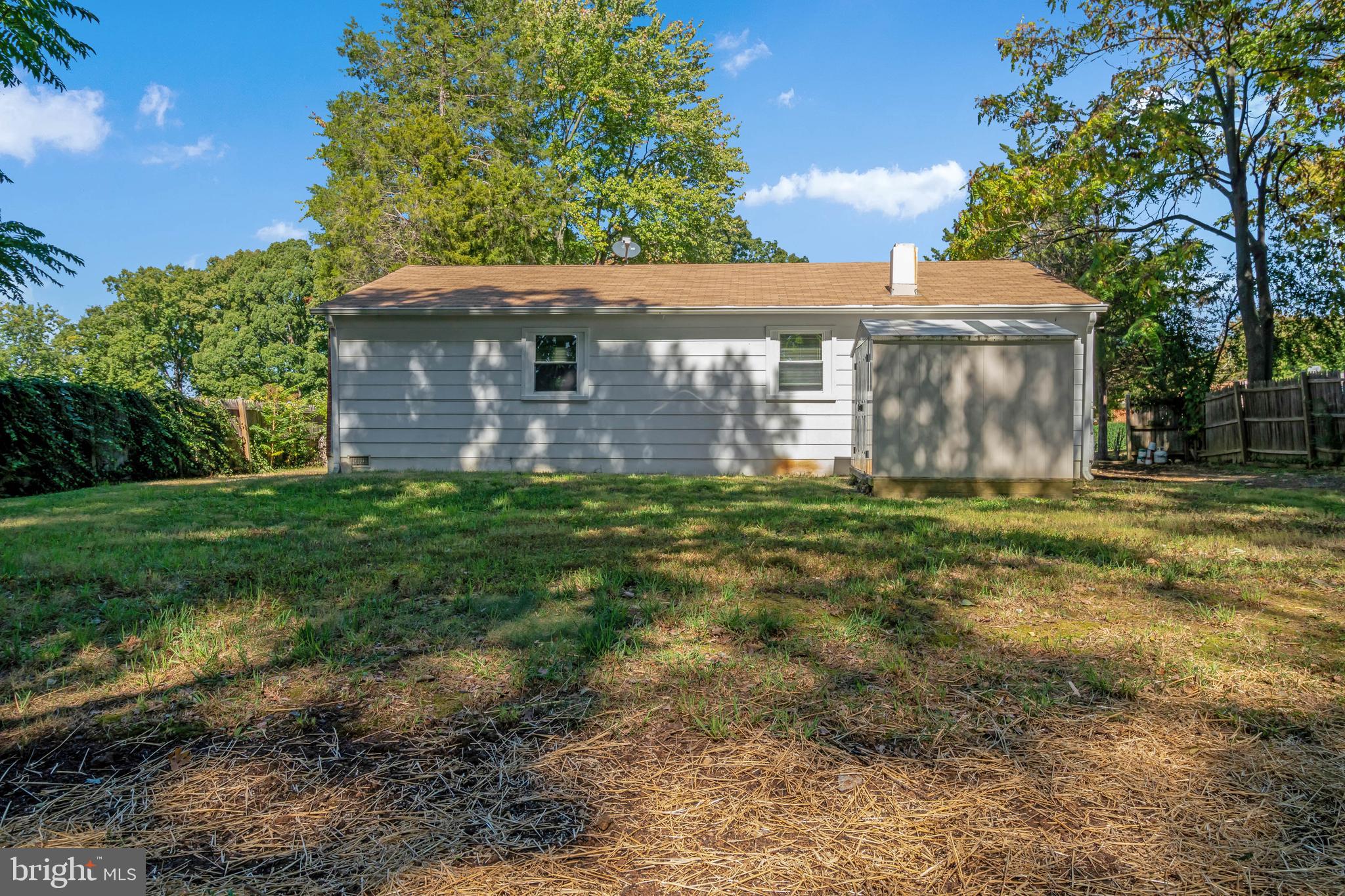 DALE CITY - Residential Lease