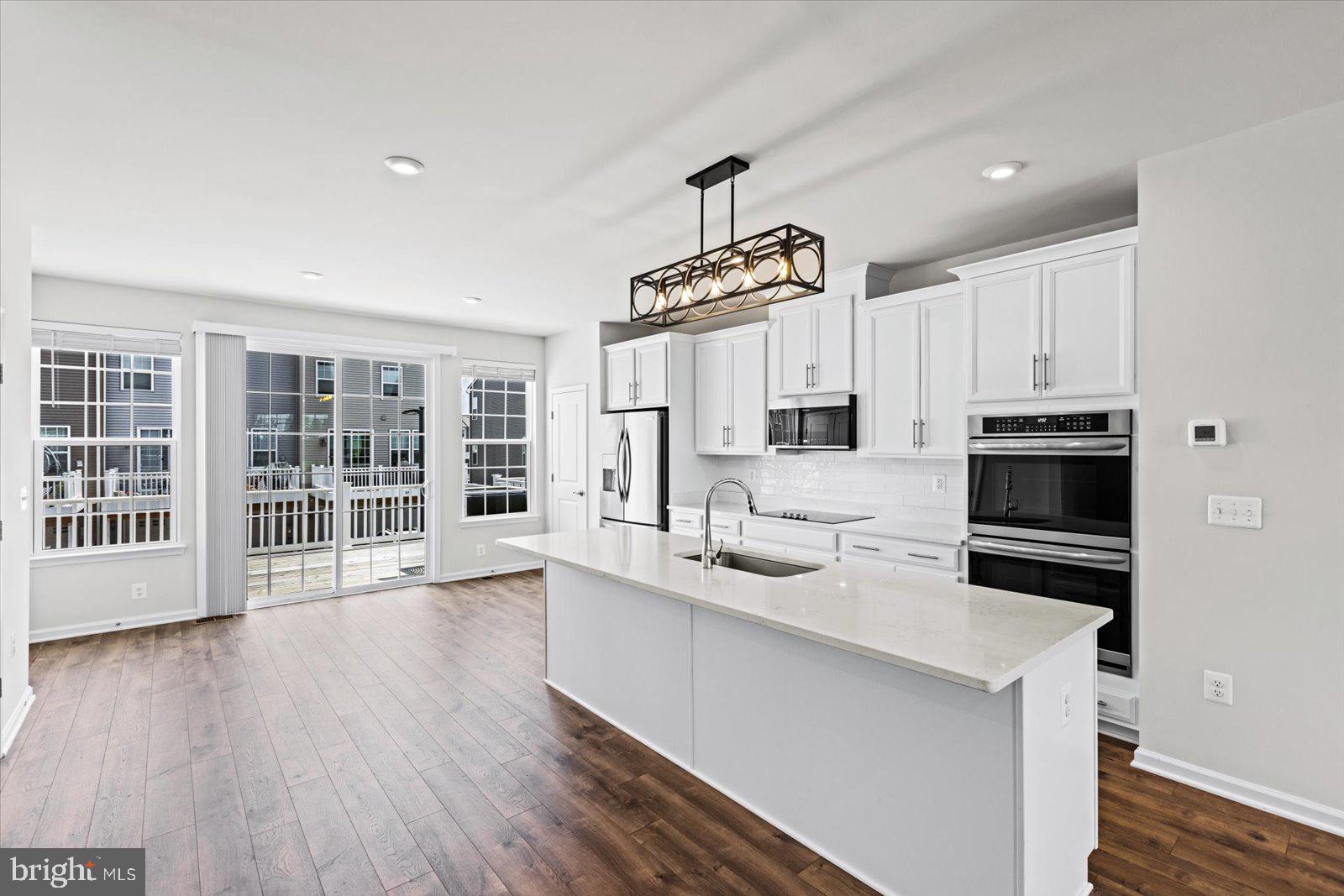 LANDING AT CENTRAL PARK - Residential