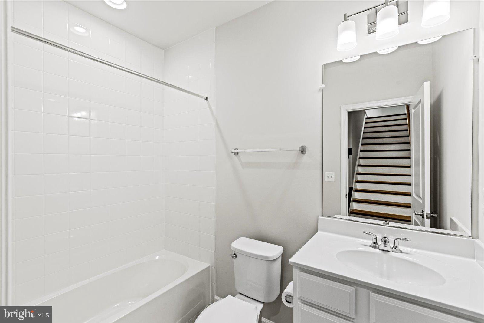 LANDING AT CENTRAL PARK - Residential