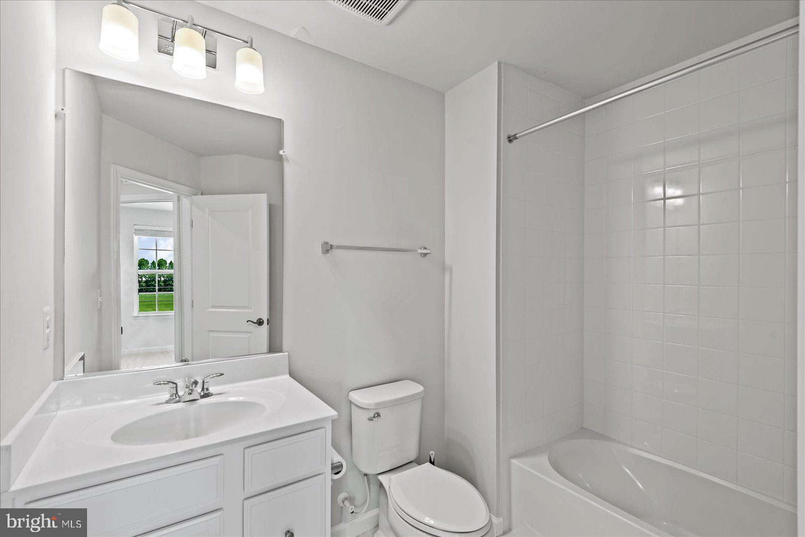 LANDING AT CENTRAL PARK - Residential