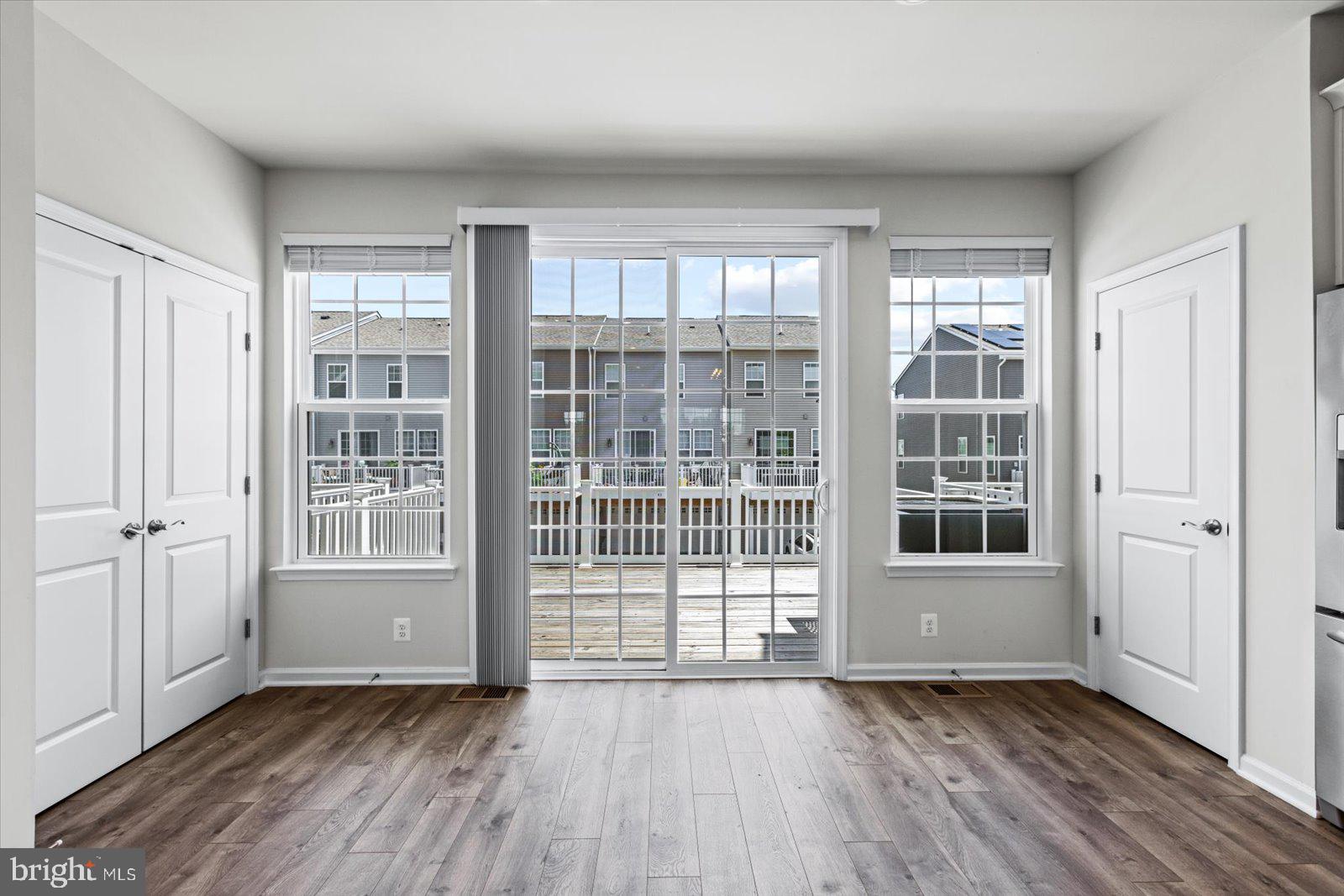 LANDING AT CENTRAL PARK - Residential