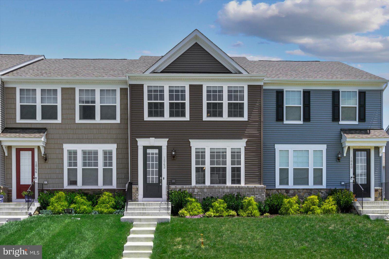 LANDING AT CENTRAL PARK - Residential