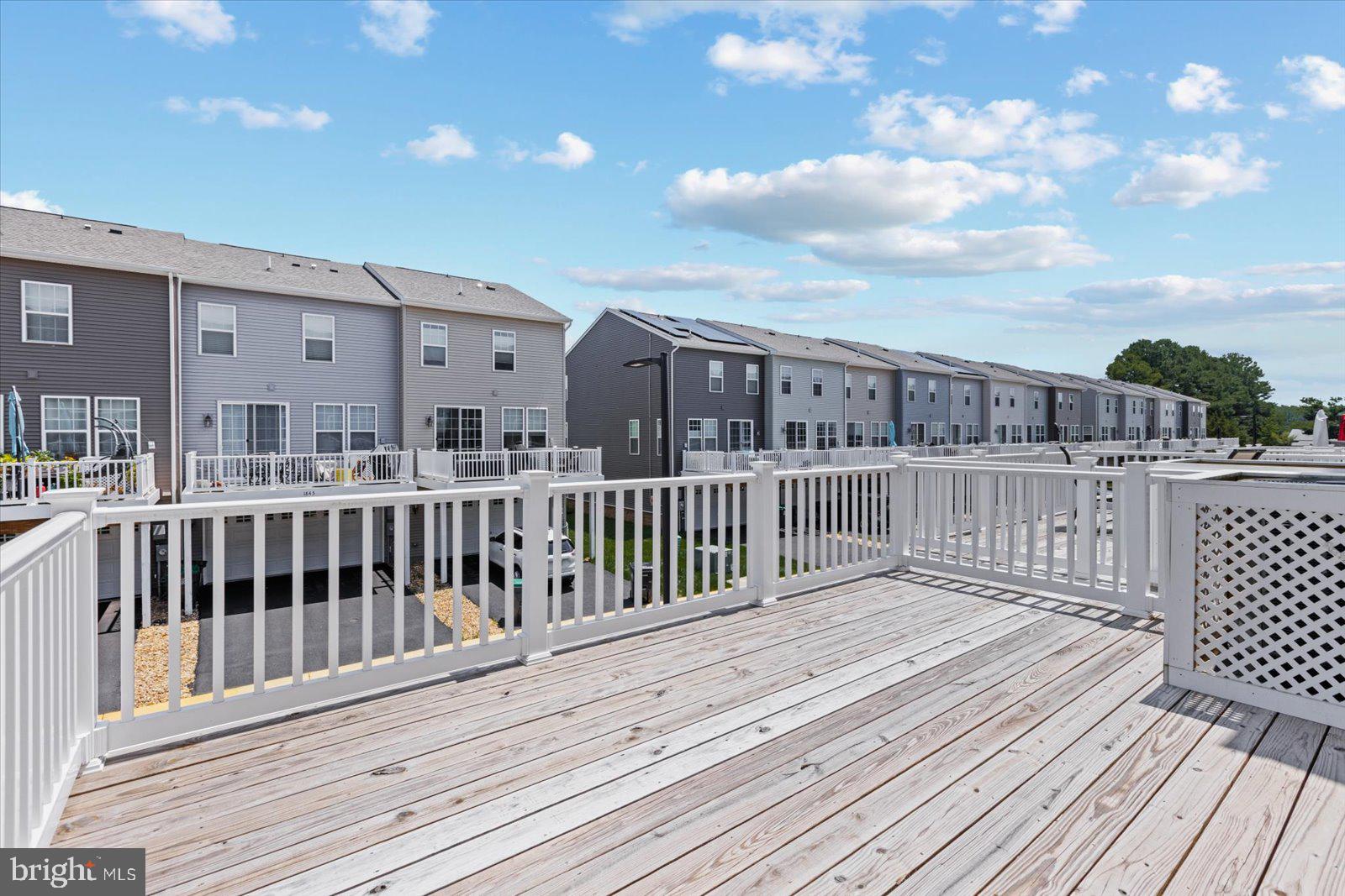 LANDING AT CENTRAL PARK - Residential