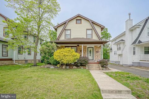 Homes For Sale - 6729 Cedar Avenue<br/> PENNSAUKEN, NJ 08109