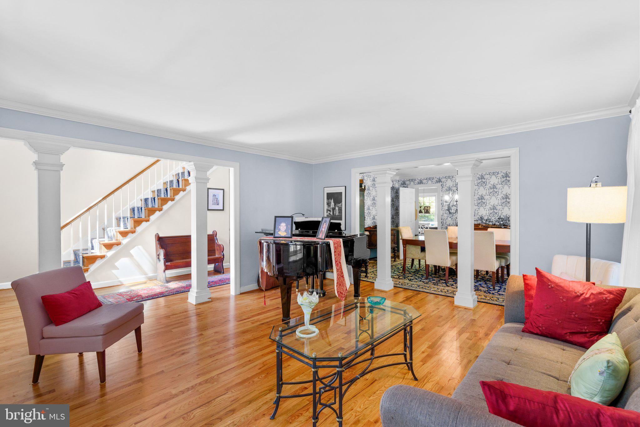 WOODSIDE - Residential