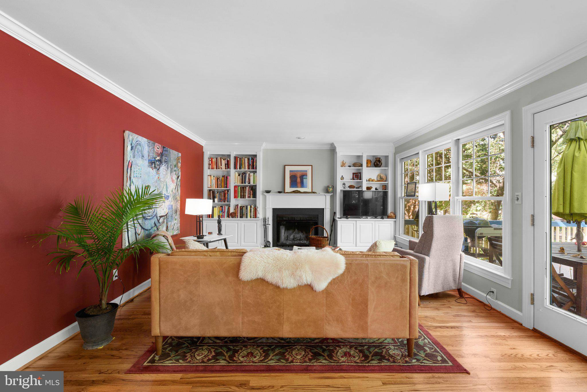 WOODSIDE - Residential