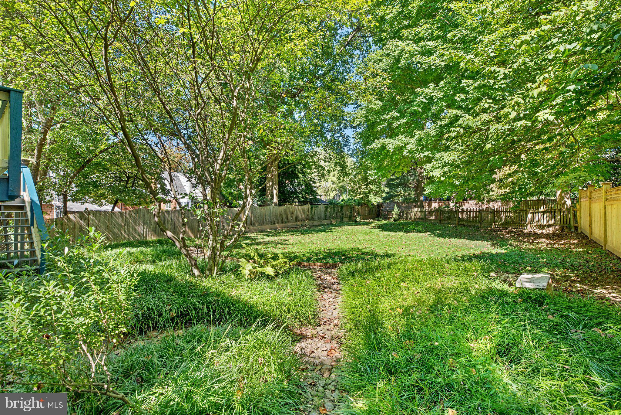 WOODSIDE - Residential