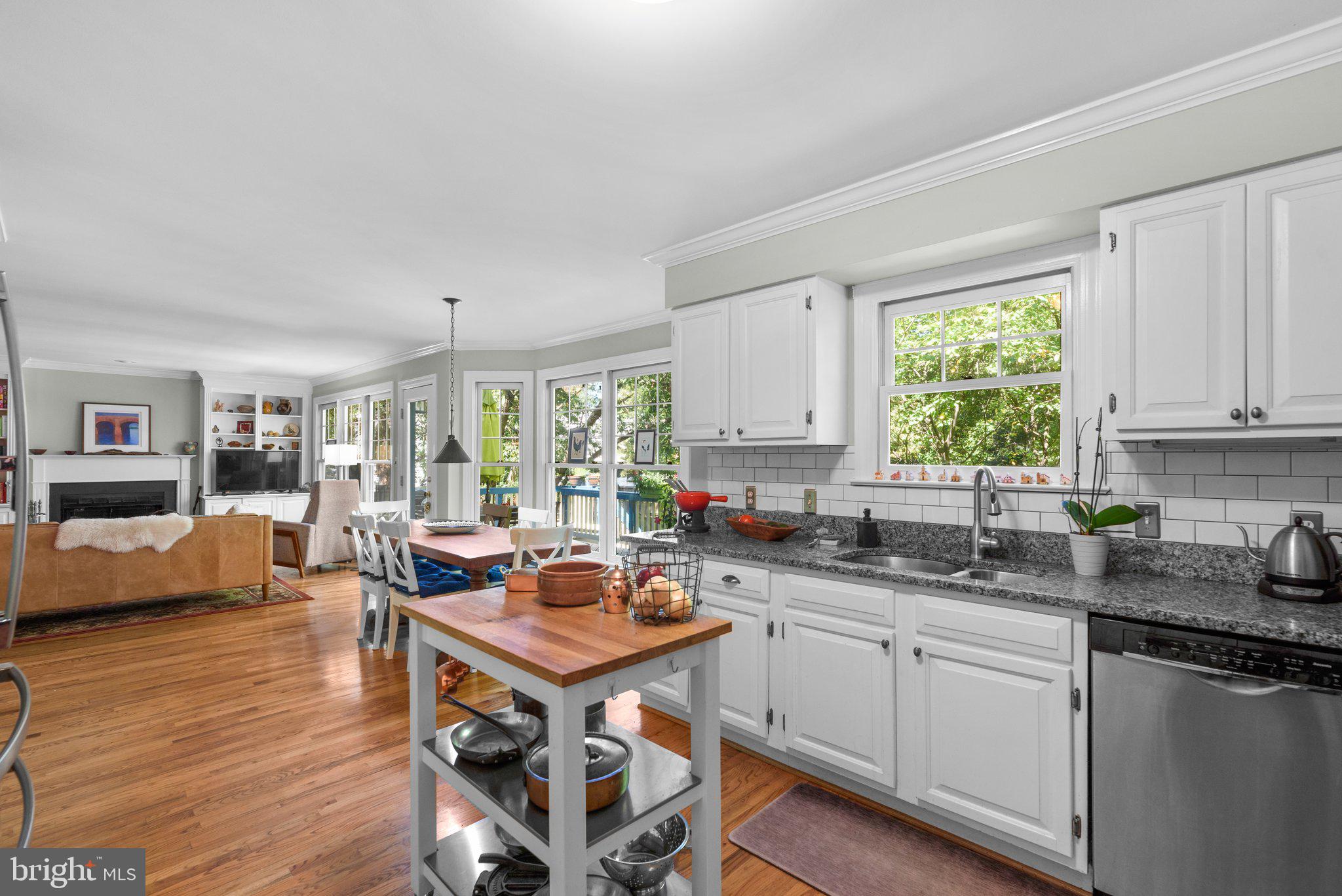 WOODSIDE - Residential