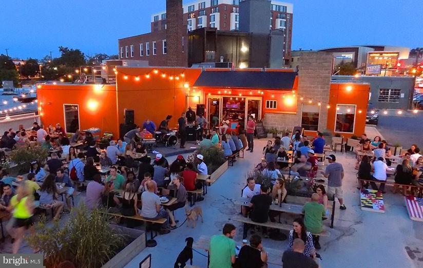 WOODSIDE - Residential