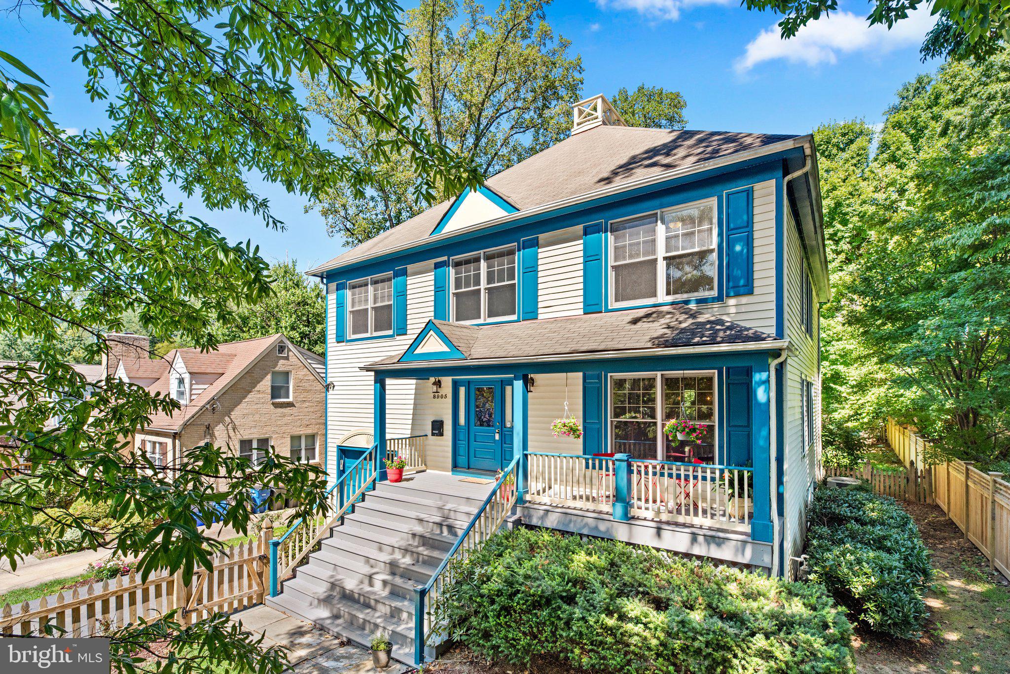 WOODSIDE - Residential