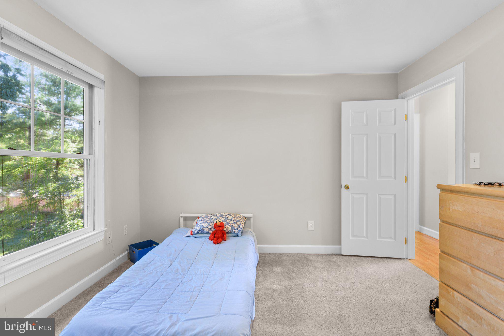 WOODSIDE - Residential