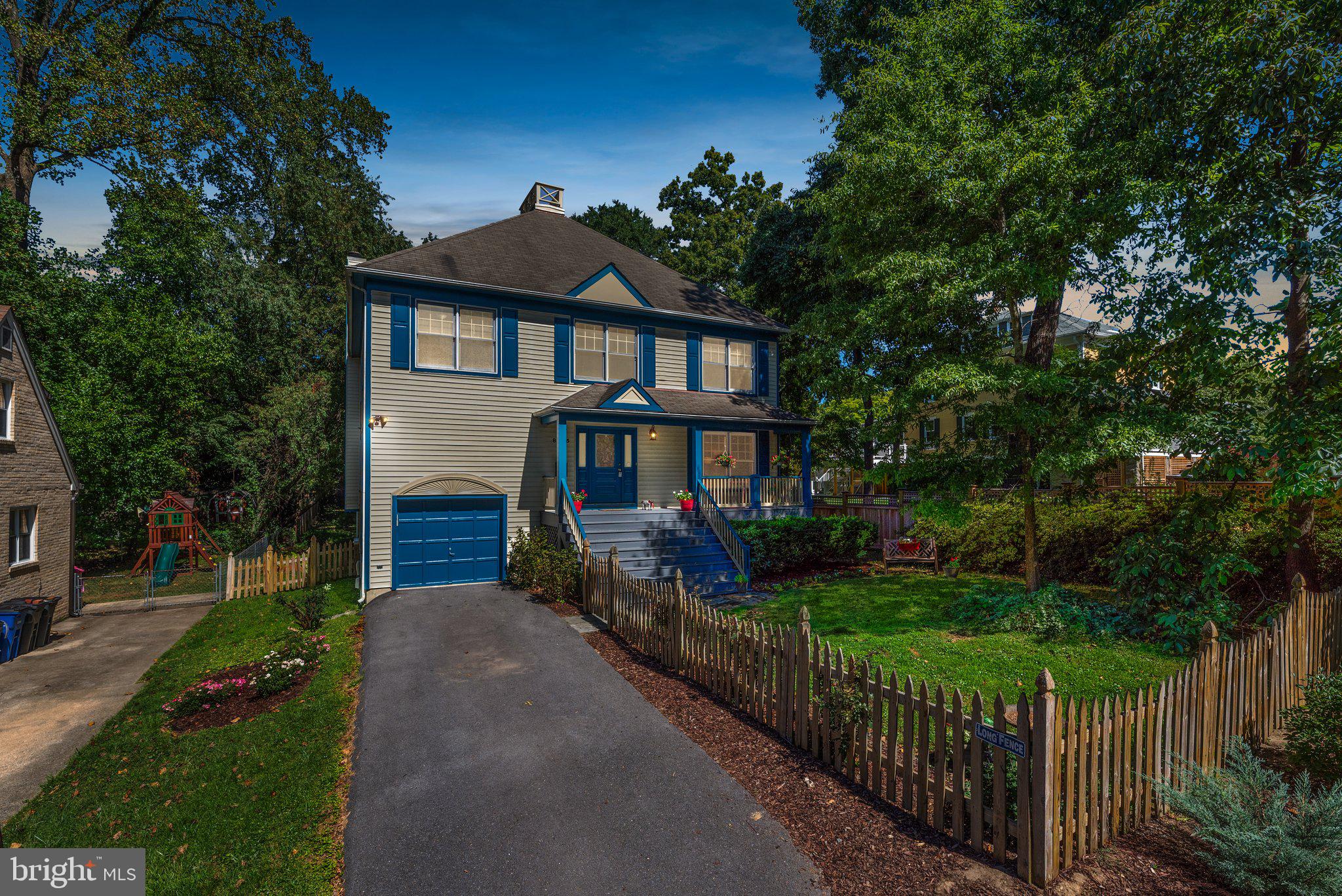 WOODSIDE - Residential