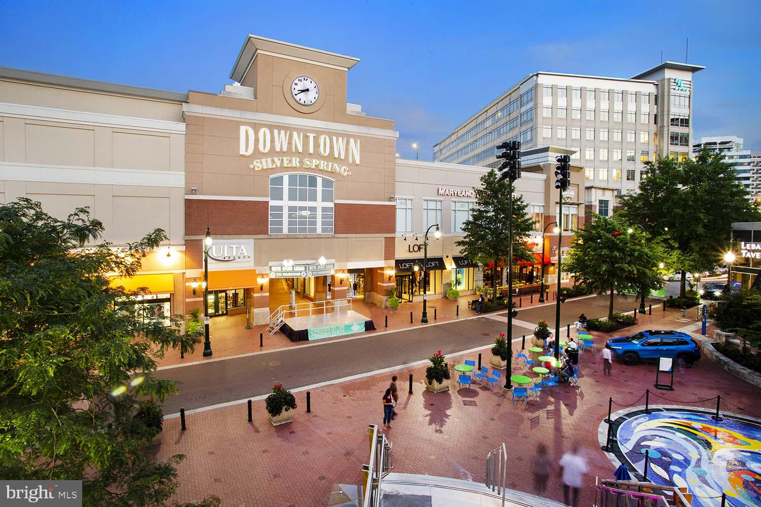 WOODSIDE - Residential