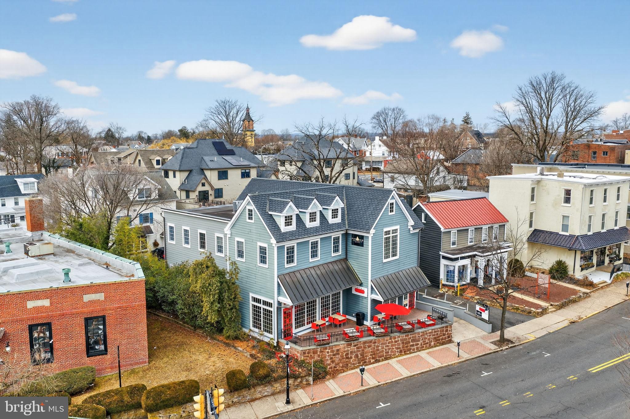 DOYLESTOWN - Commercial Sale