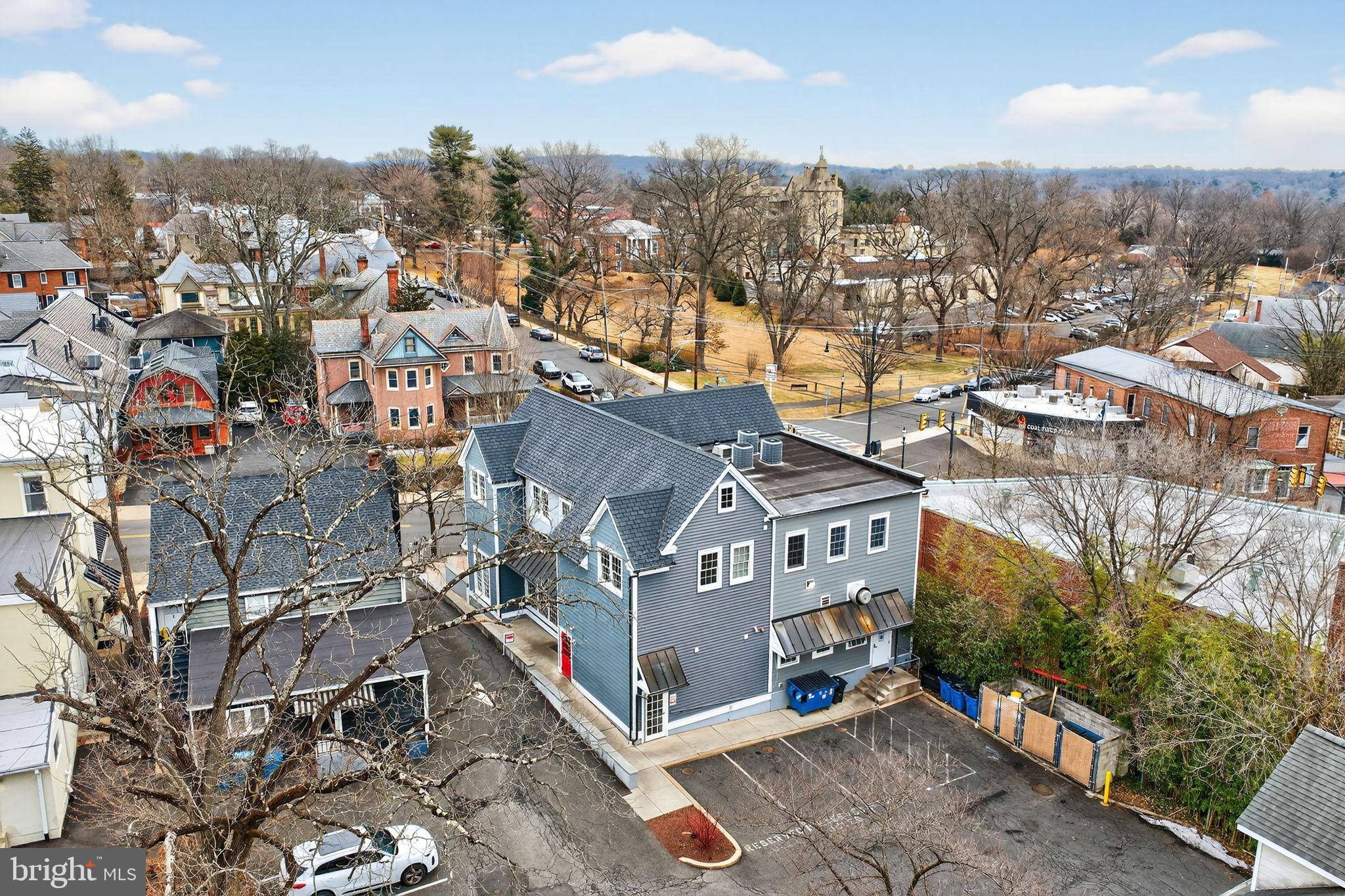 DOYLESTOWN - Commercial Sale