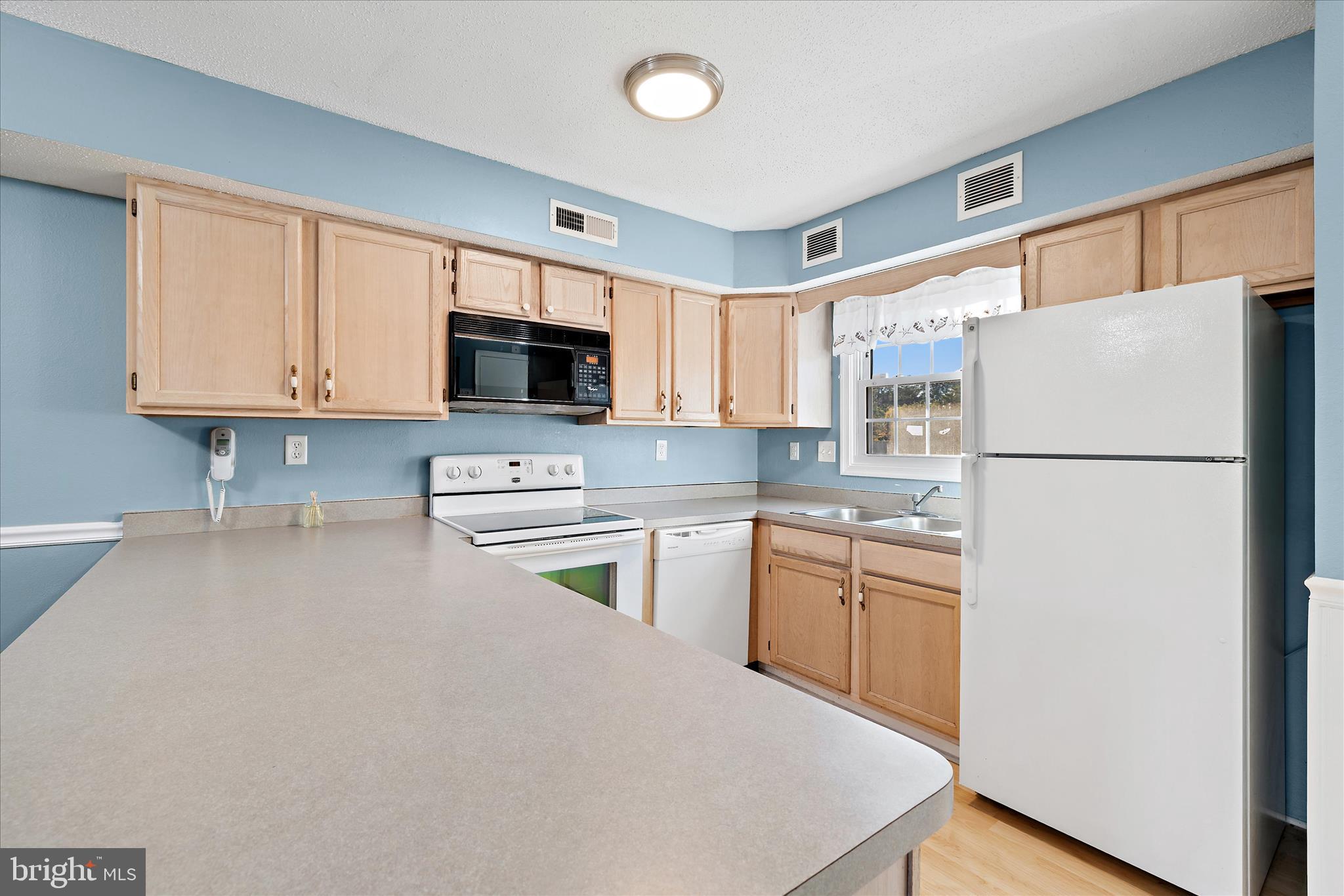 12626 SUNSET AVENUE 17C2