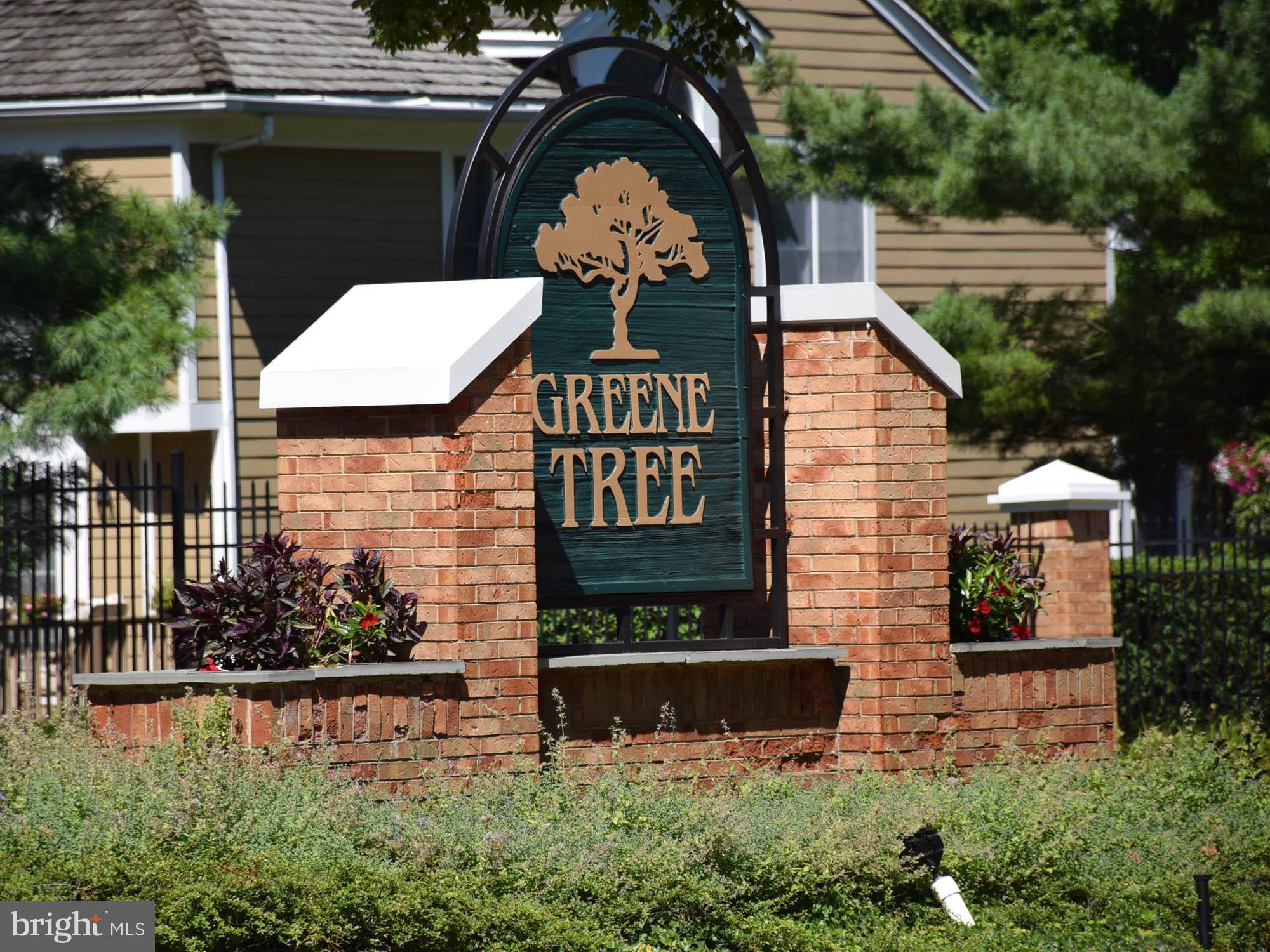 12 RIVER OAKS CIRCLE