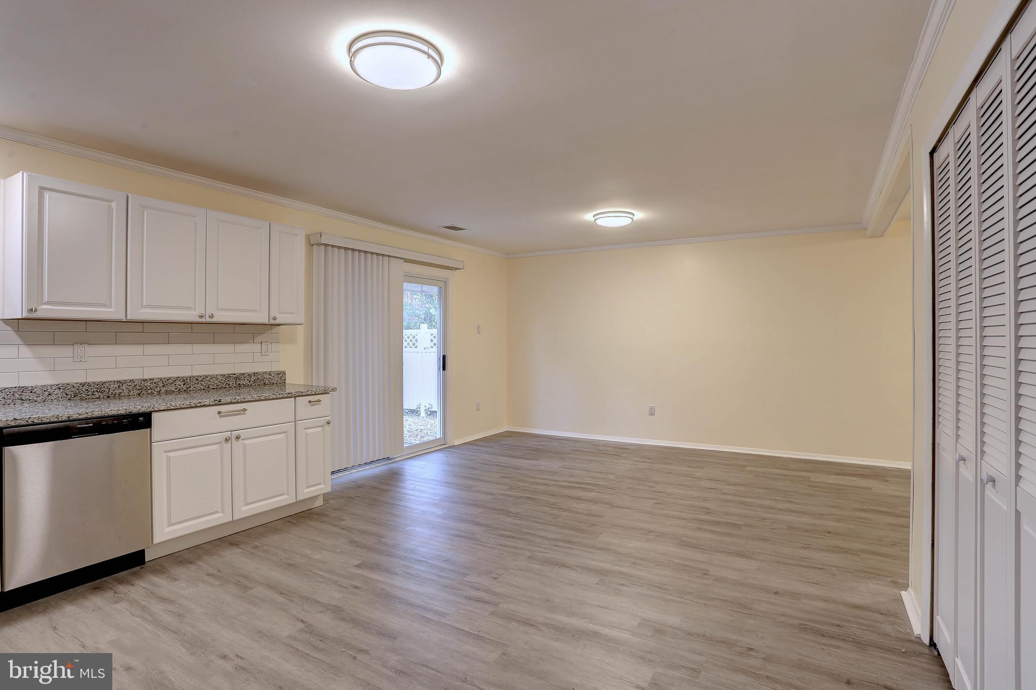 THE PROVINCES - Residential