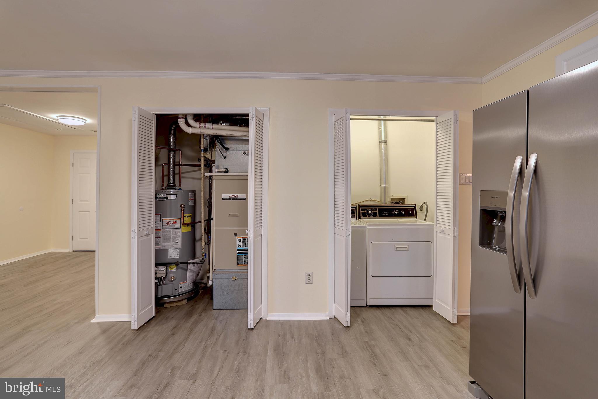 THE PROVINCES - Residential