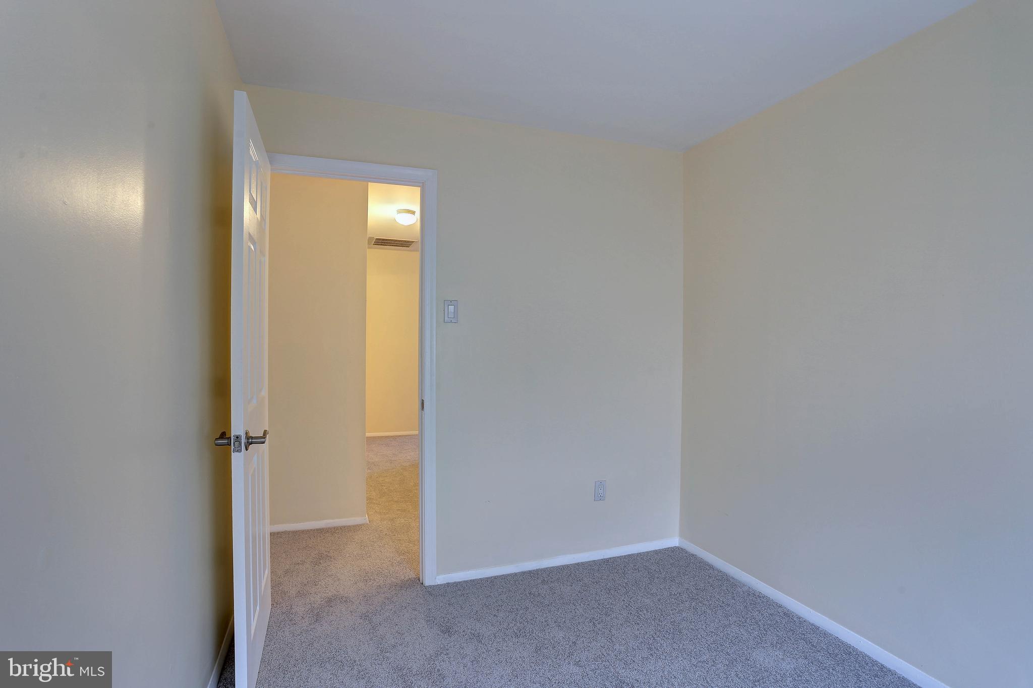 THE PROVINCES - Residential