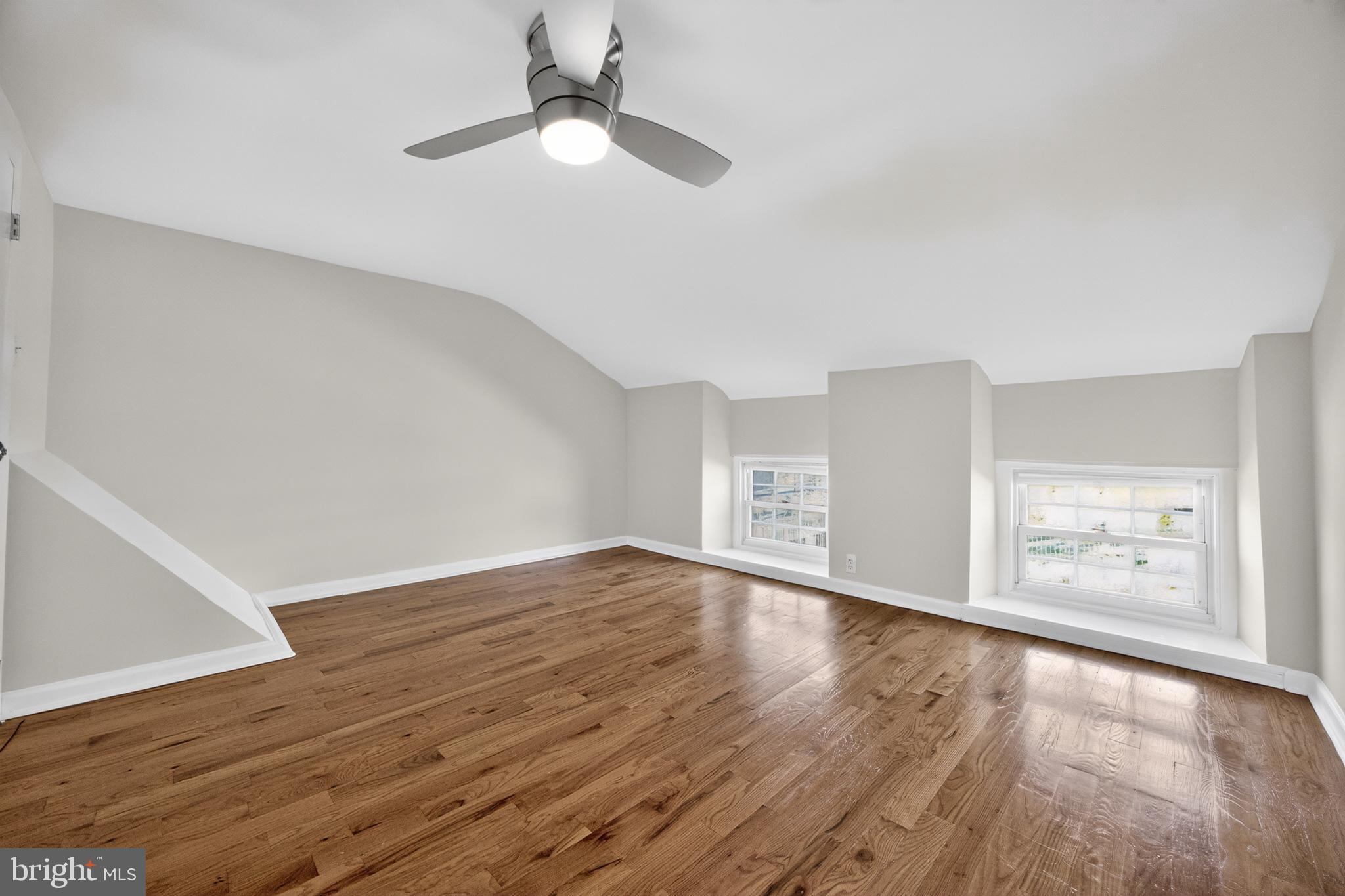 MANAYUNK - Residential