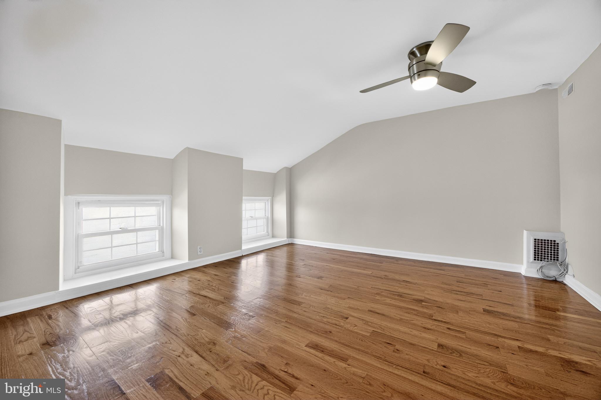 MANAYUNK - Residential