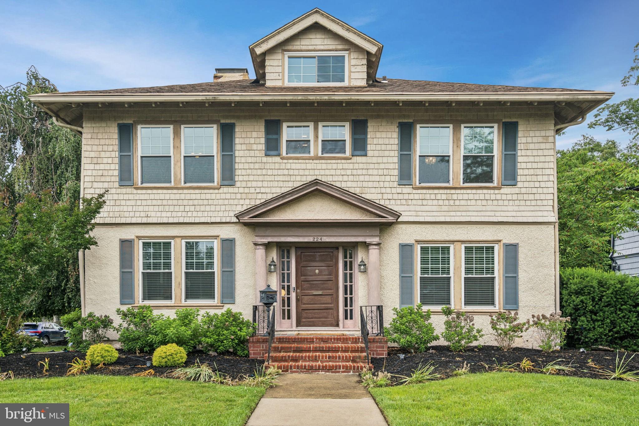 224 DELAWARE STREET