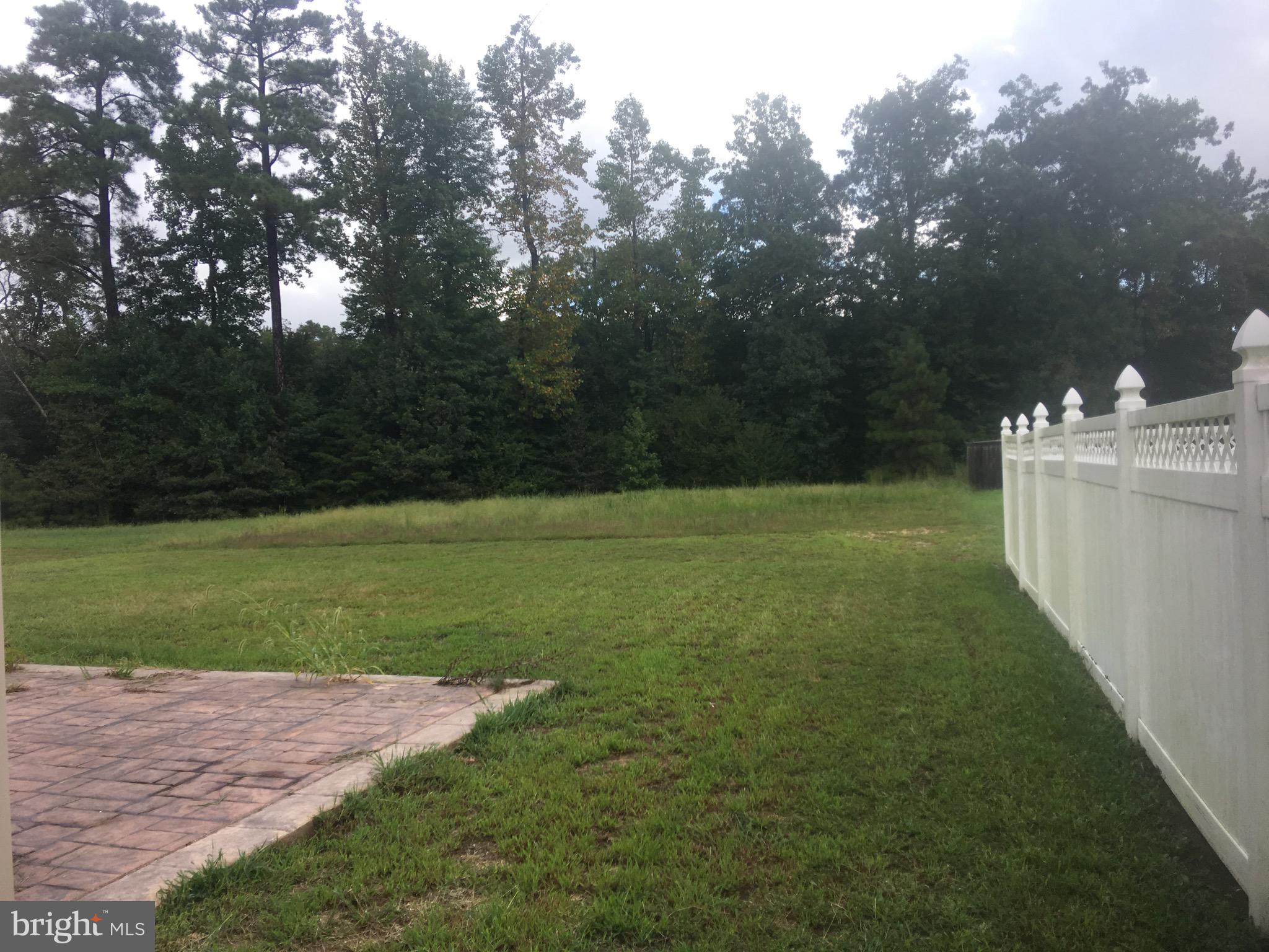 WESTBURY - Residential