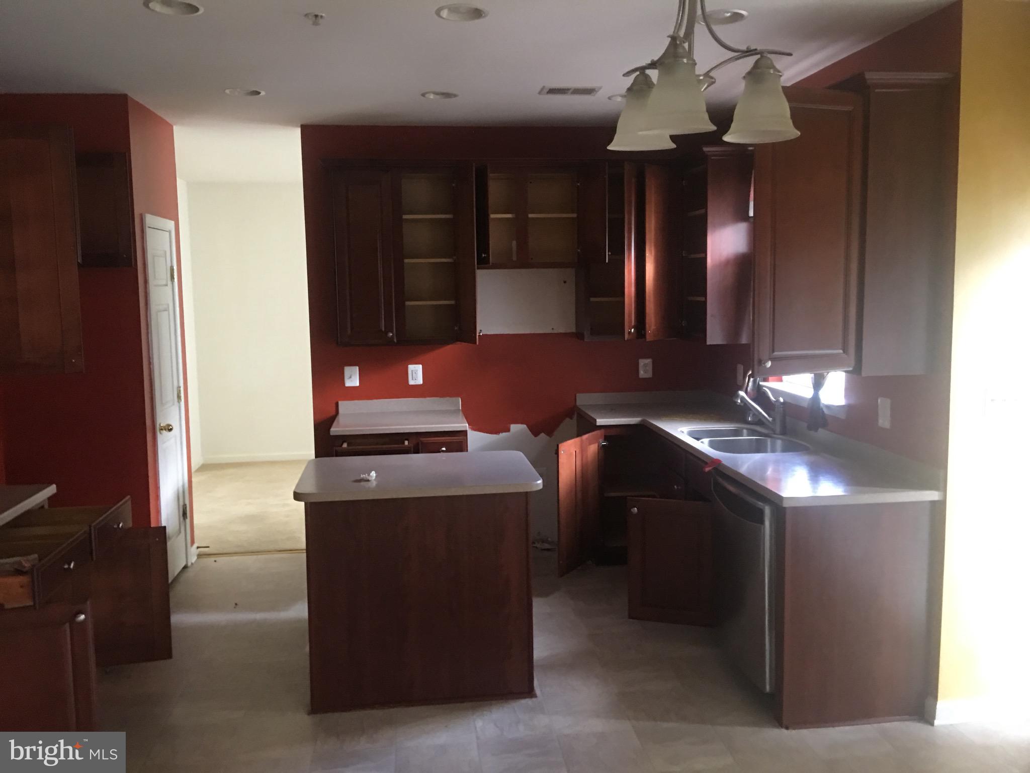 WESTBURY - Residential