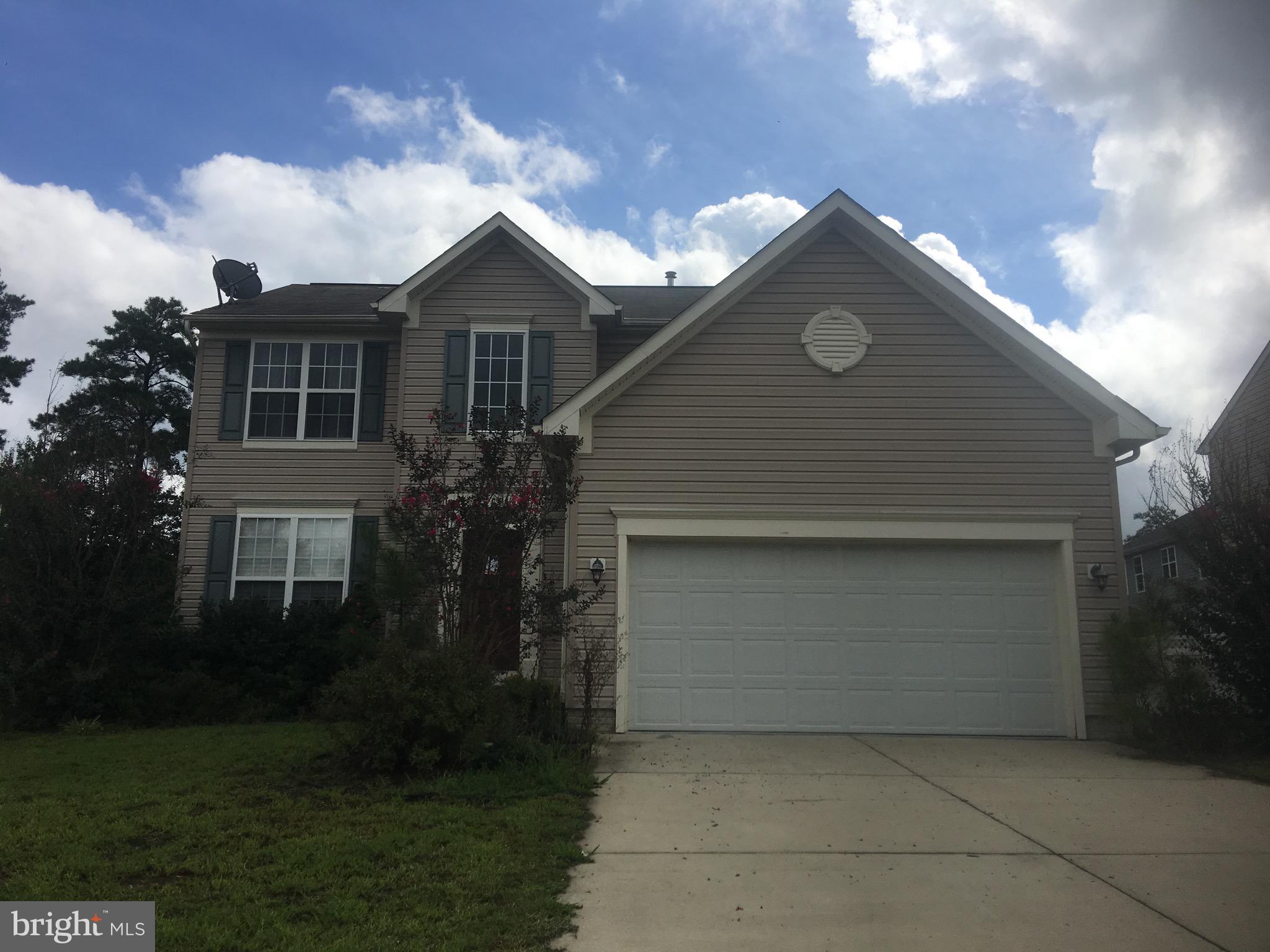 WESTBURY - Residential