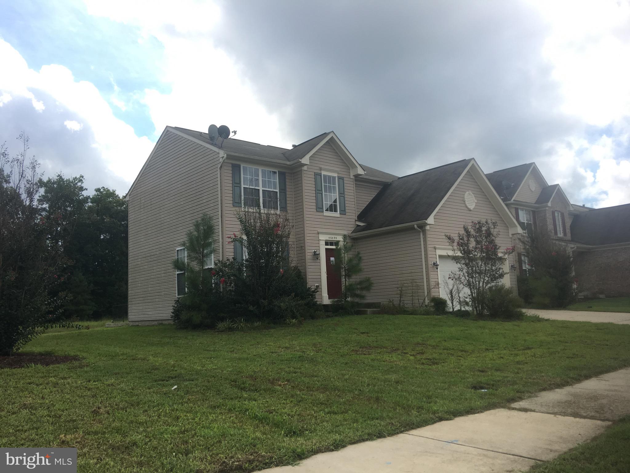 WESTBURY - Residential