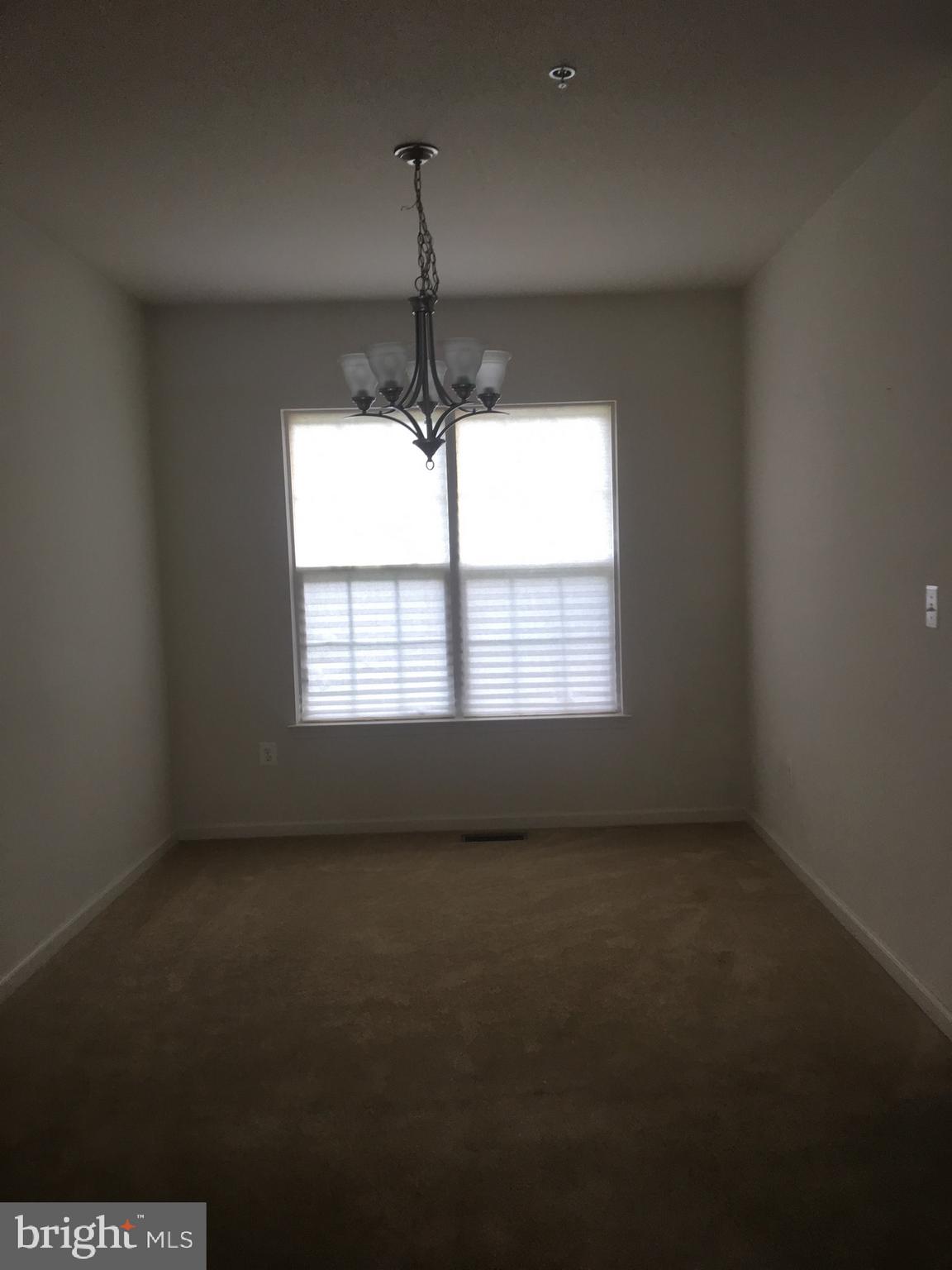 WESTBURY - Residential