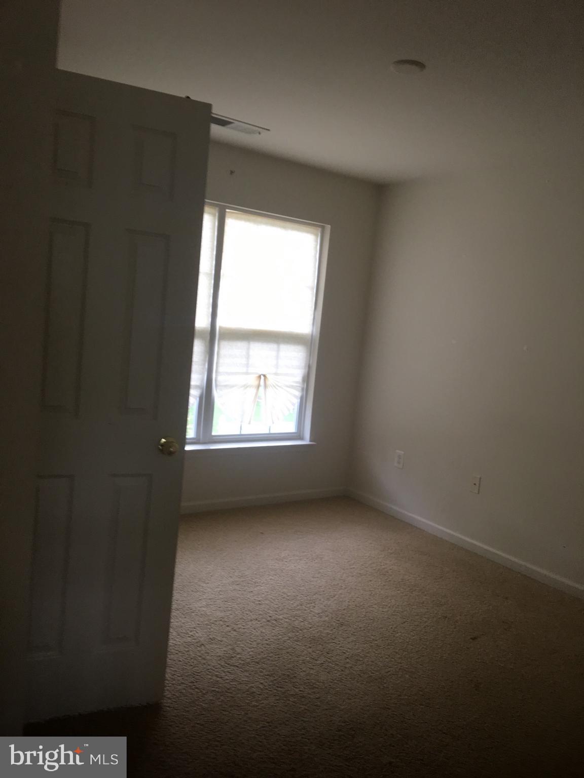 WESTBURY - Residential