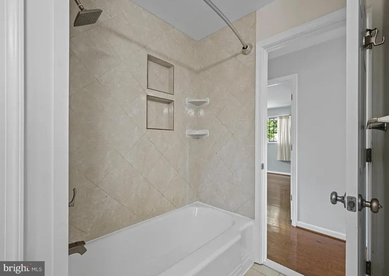 ROCKDALE - Residential