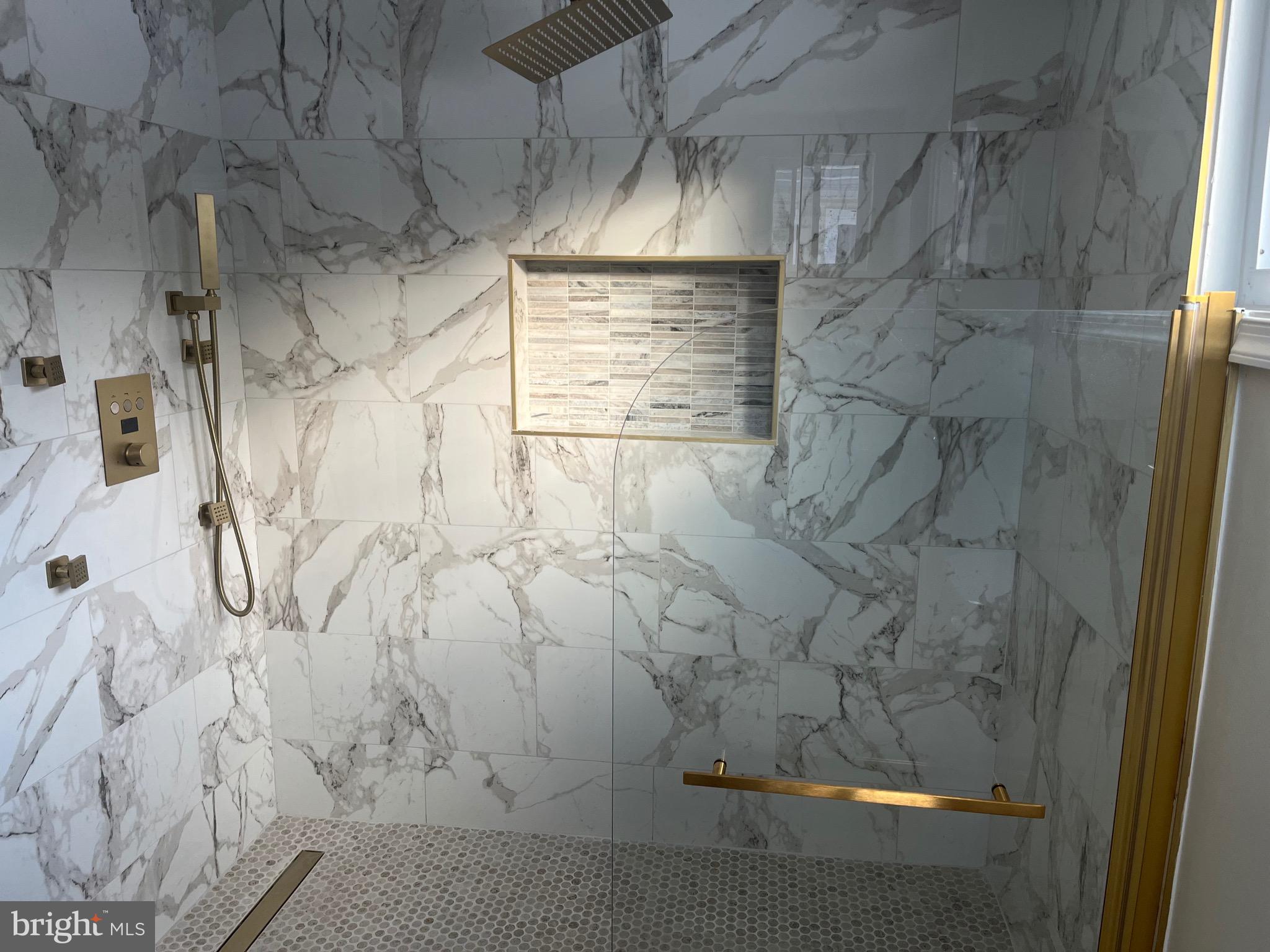 ROCKDALE - Residential