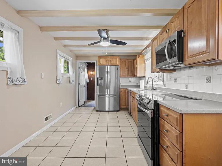 ROCKDALE - Residential