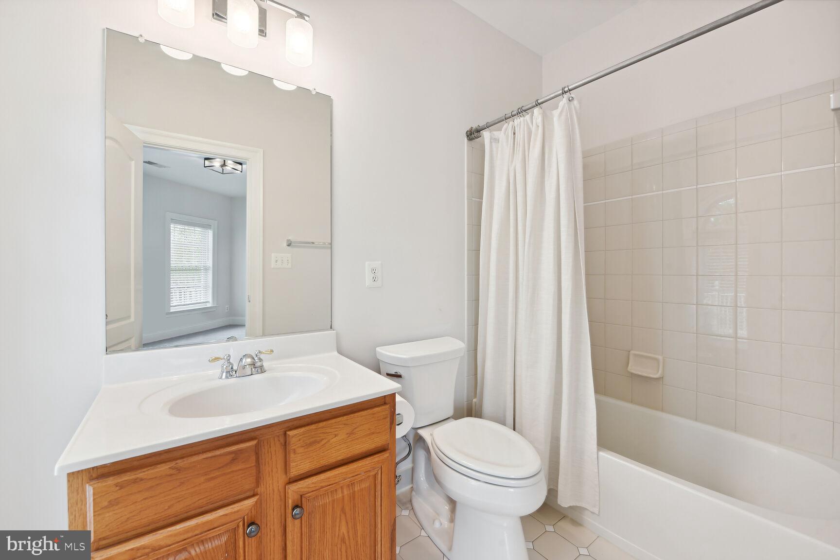 BROADLANDS SOUTH - Residential