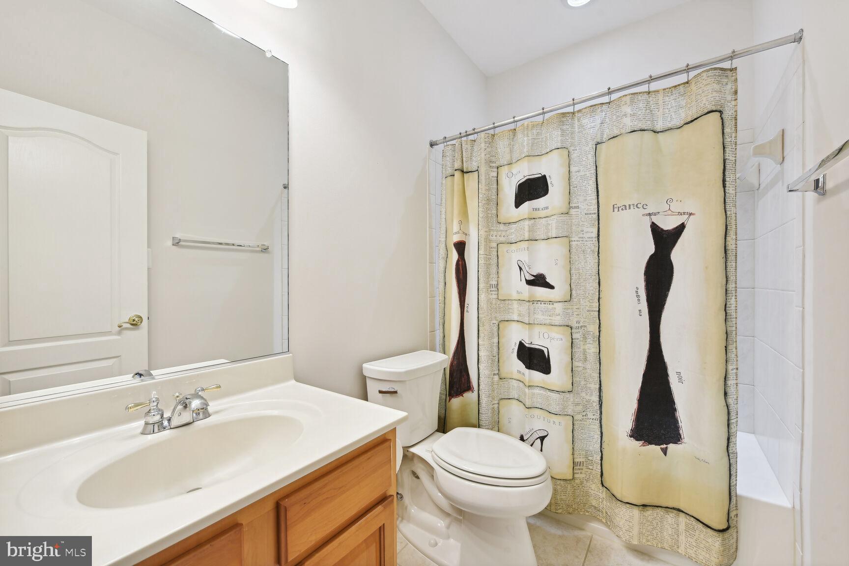 BROADLANDS SOUTH - Residential