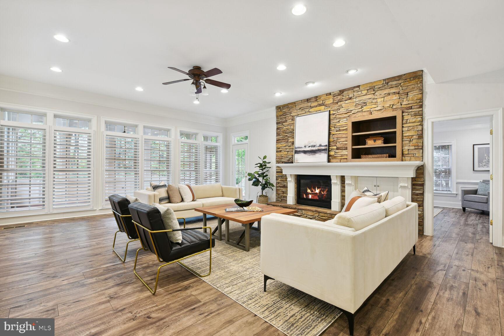 BROADLANDS SOUTH - Residential