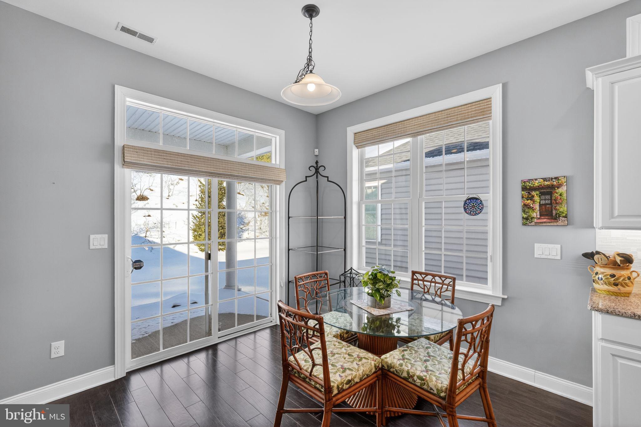 MEADOW GLEN - Residential