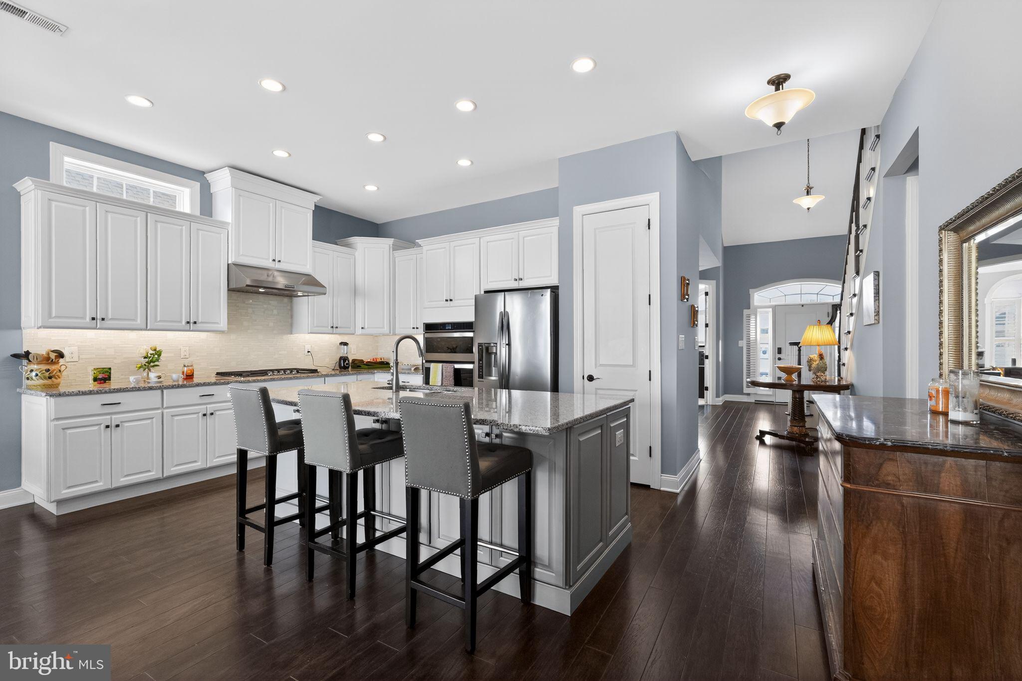 MEADOW GLEN - Residential