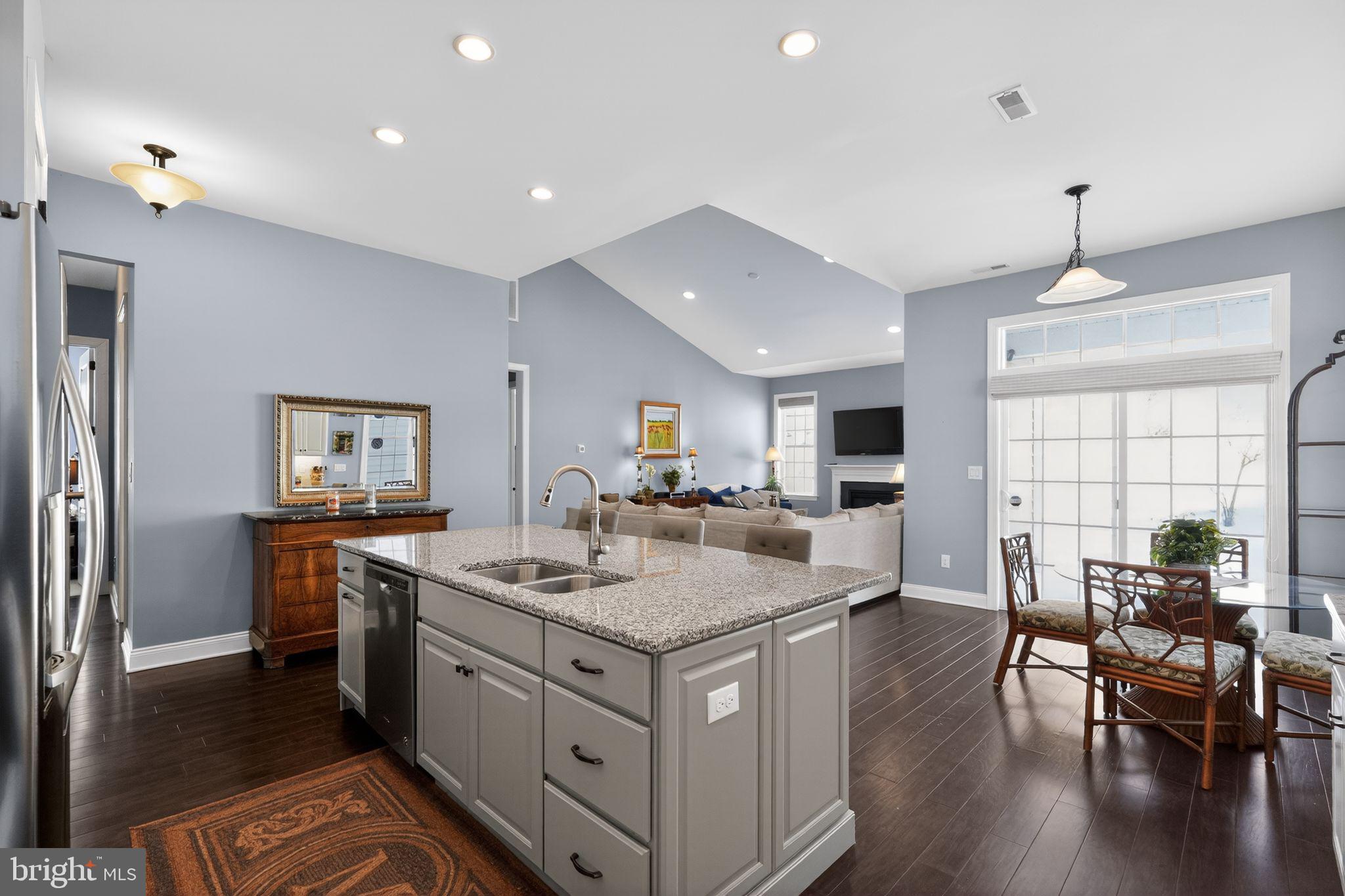 MEADOW GLEN - Residential