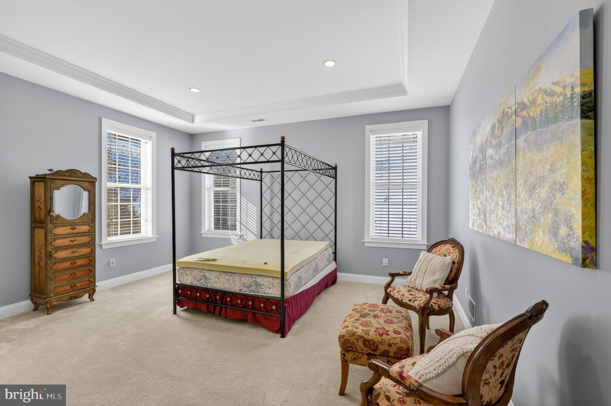 MEADOW GLEN - Residential