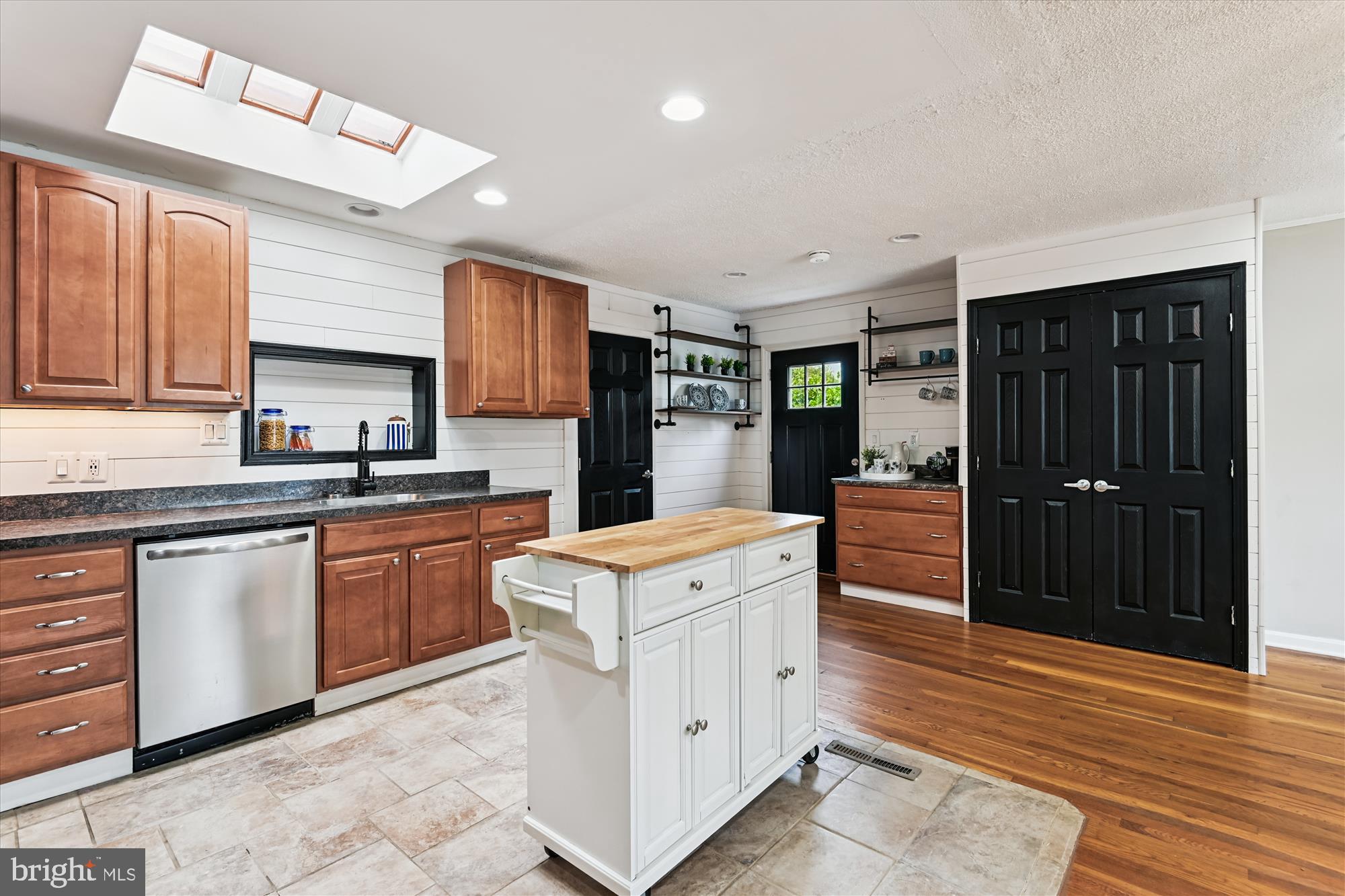 GLEN BURNIE PARK - Residential