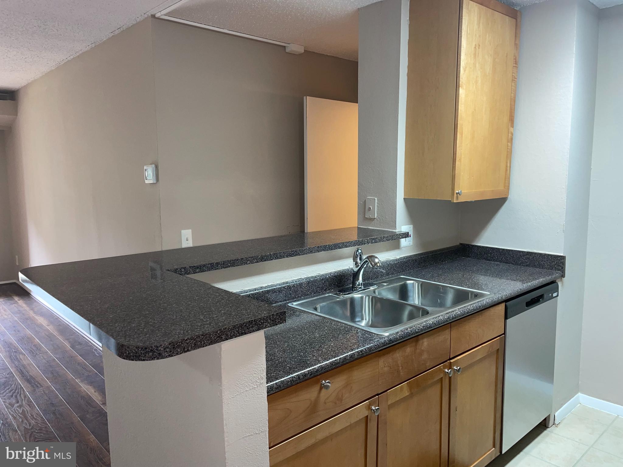 WEST END - Residential Lease