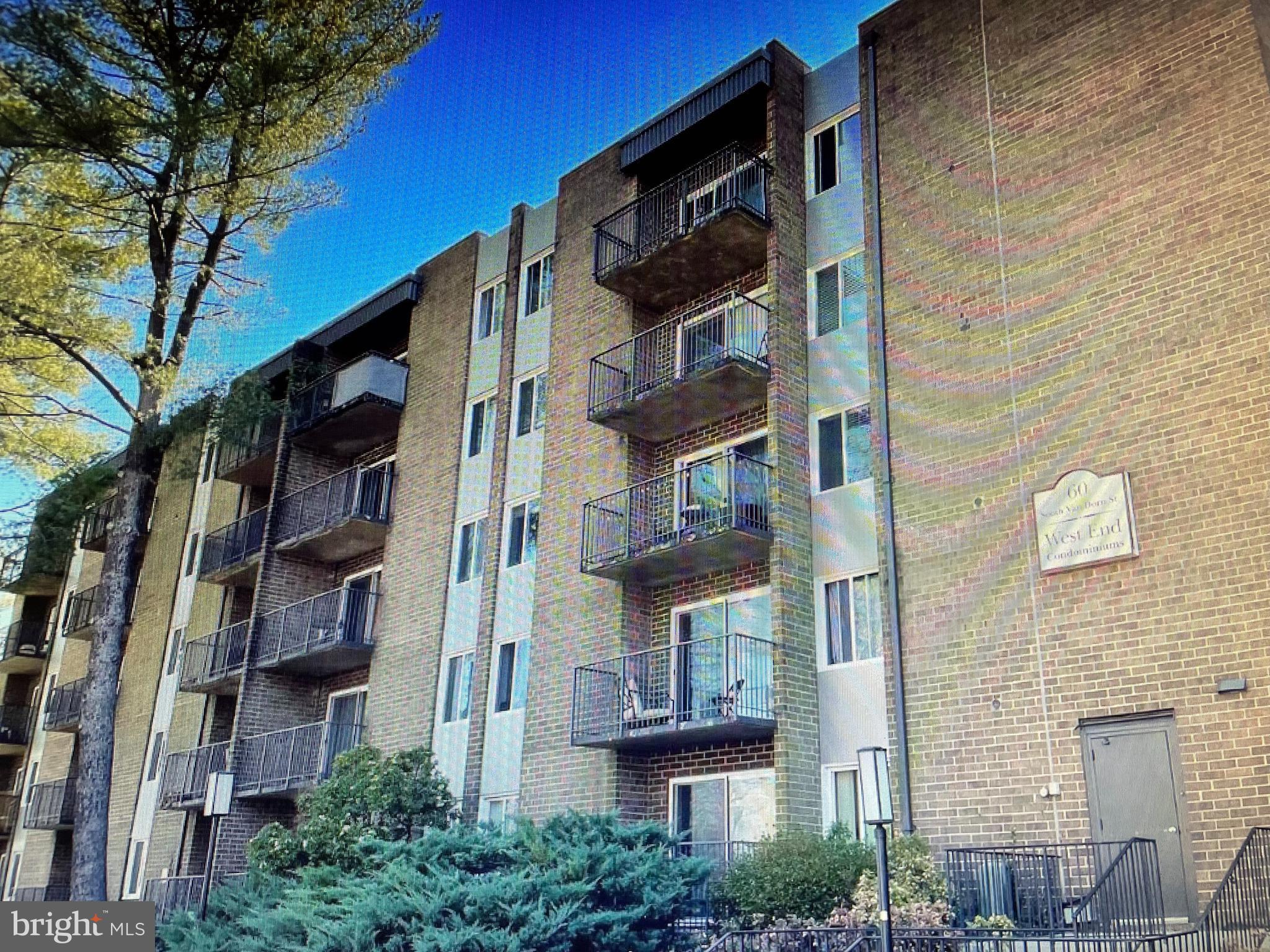 WEST END - Residential Lease