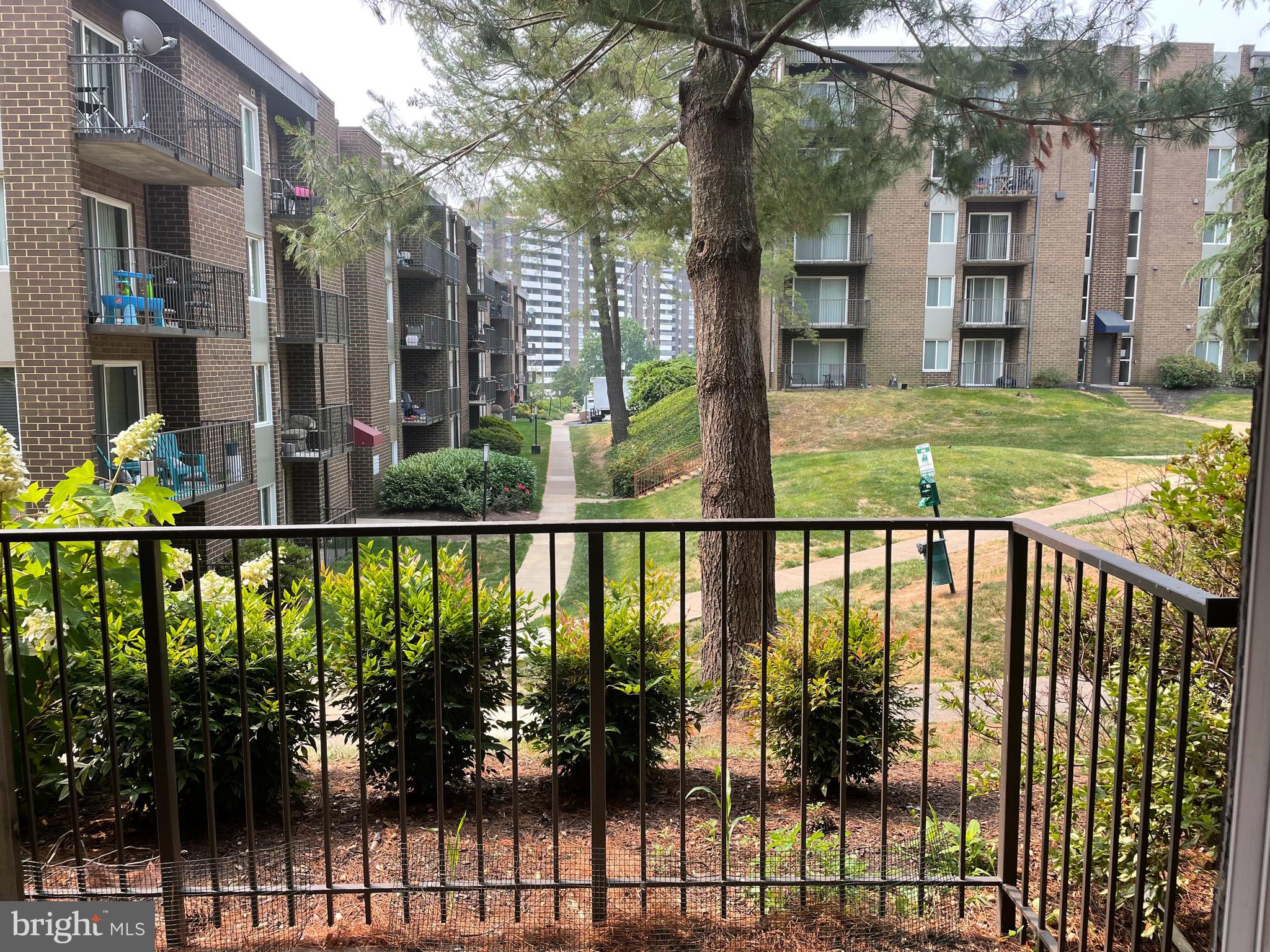 WEST END - Residential Lease