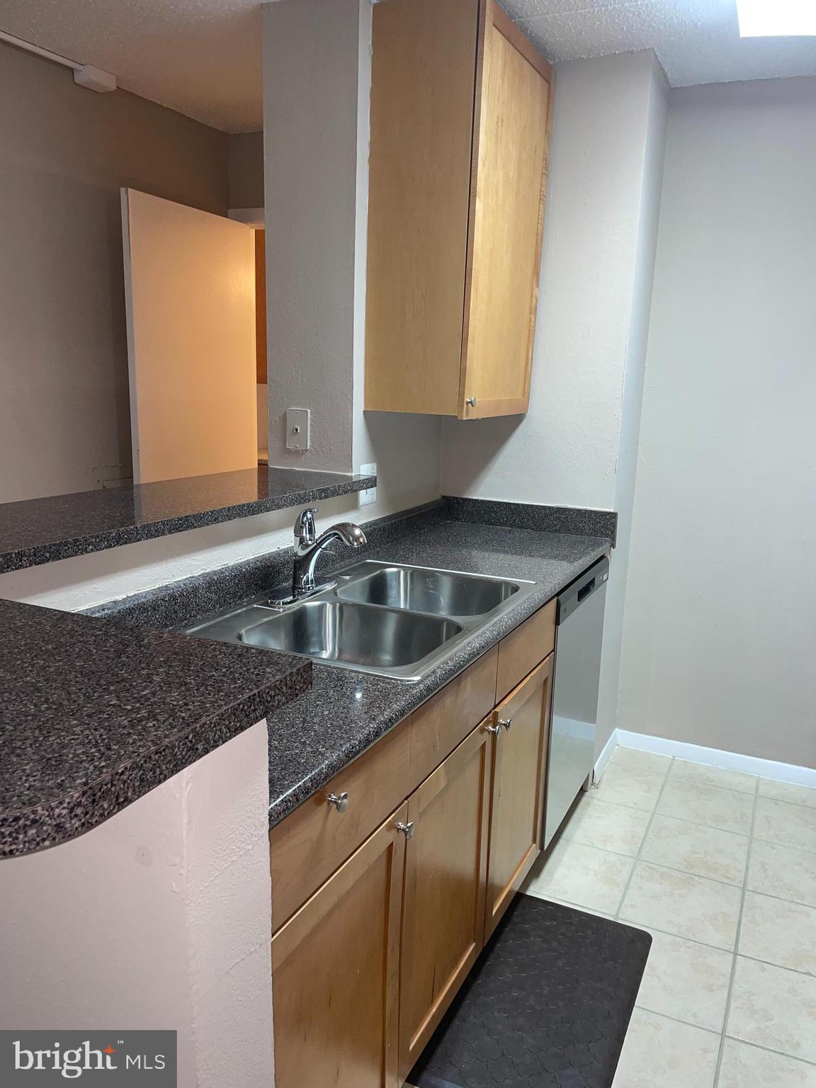 WEST END - Residential Lease